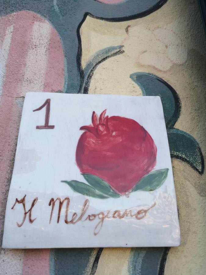 קמוגלי Villa Olivari - Apt Il Melograno מראה חיצוני תמונה